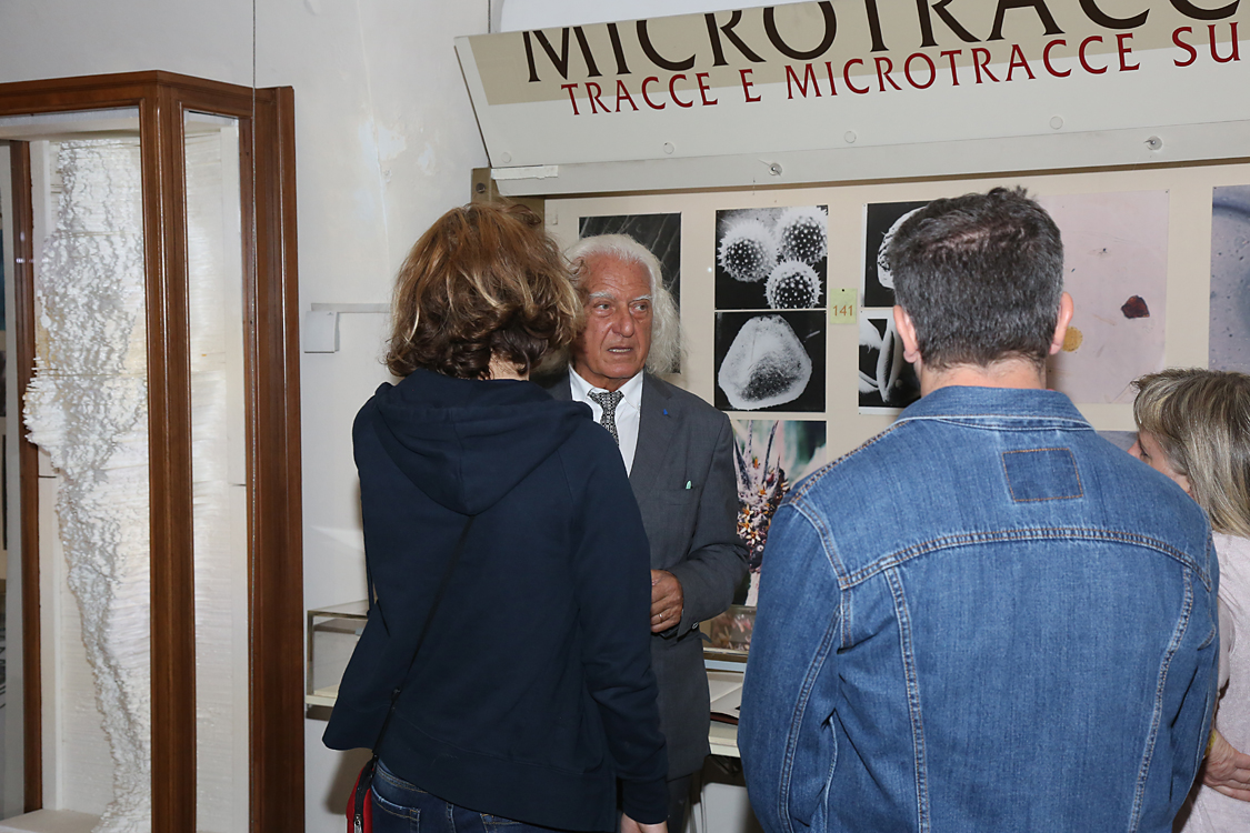 Restauri Santo Sudario - Museo della Sindone_035.jpg